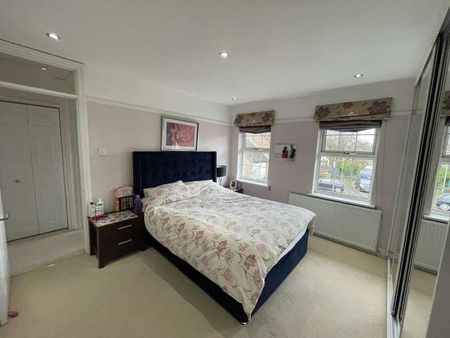 Wokingham, Berkshire, RG41 - Photo 3