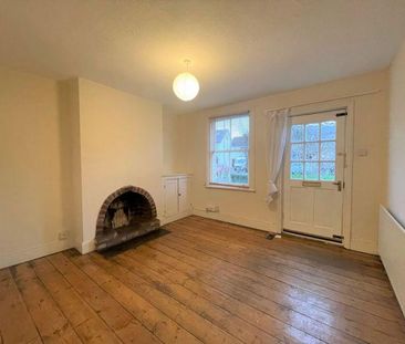 2 bedroom end of terrace house to rent - Photo 2