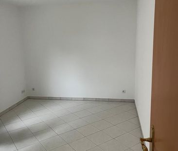 !!NEU sanierte 3-Zimmer Wohnung!! mit großem Balkon - Photo 3