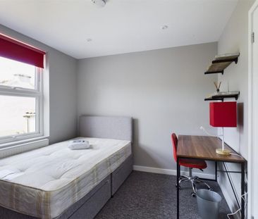 Beaconsfield Road, Brighton - Photo 4