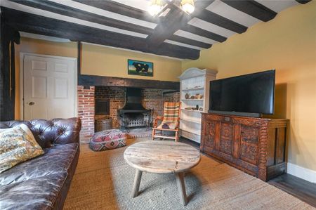 5 bedroom detached house to rent - Photo 3