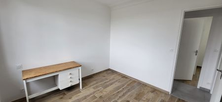 Location Appartement 4 pièces 74m² LAVAL 53000 - Photo 2