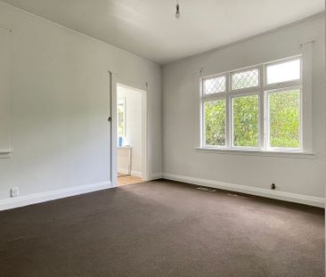 Spacious Home Ready to Move In - Photo 4
