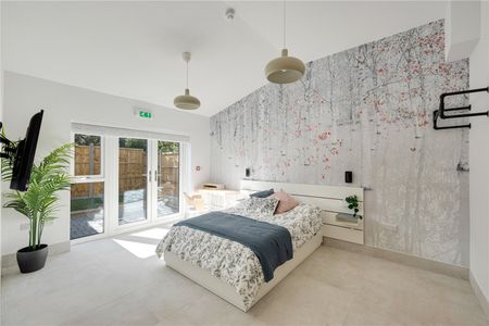 Southmead Road, Filton - Photo 2