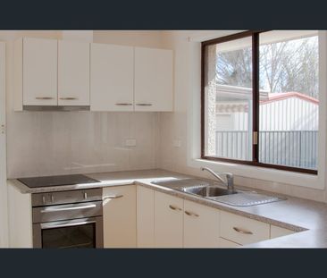 8 Darren Drive, Mudgee, NSW 2850 - Photo 3