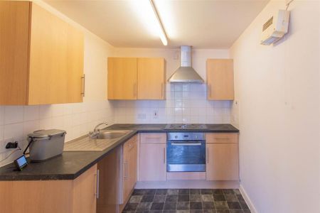 2 bedroom apartment to rent - Photo 2