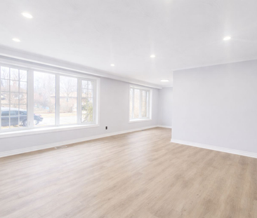 For Lease - 70 Brantwood Drive Unit# Main, Toronto, Ontario - Photo 2