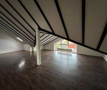 *Über den Dächern von Eppinghofen* 4-Zimmer DG-Wohnung in zentraler... - Photo 1