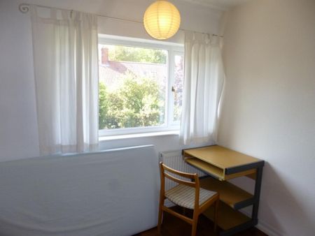 3 bedroom terraced house to rent - Photo 5