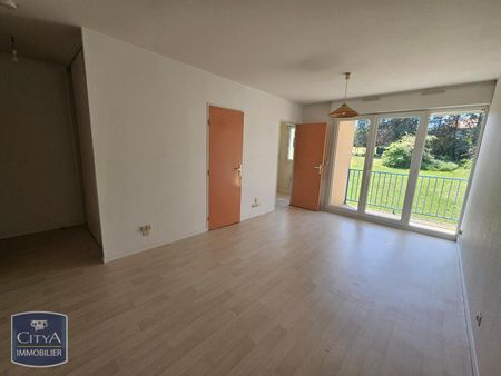 Location Appartement 1 pièce 27m² POITIERS 86000 - Photo 3