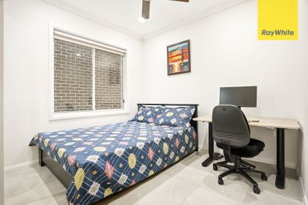 A Near New Aesthetically Designed Spacious Family Home - Photo 3