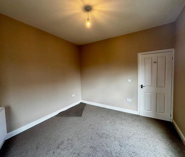 One Bedroom Flat - Photo 5