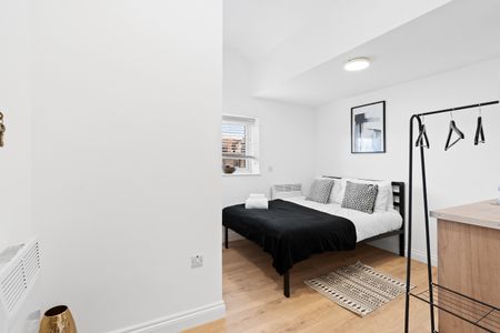 Studio Flat, Carmichael Road, SE25 - Photo 3