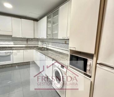 Piso de alquiler en Salesas - Foncalada - Campoamor - Photo 3