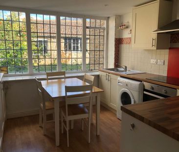 3 bedroom maisonette to rent - Photo 6