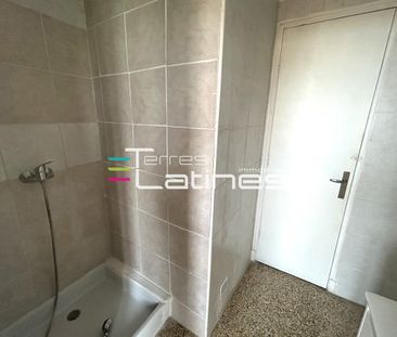 Location Appartement 4 pièces 59m² NIMES 30000 - Photo 6