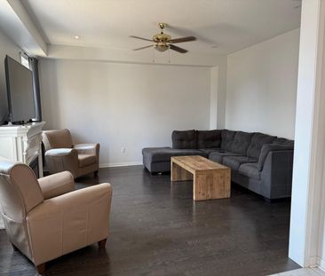 For Lease - 226 Kenneth Cole Drive, Clarington, Ontario - Photo 2
