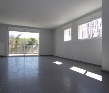 Location Appartement 3 pièces 73m² - Photo 6