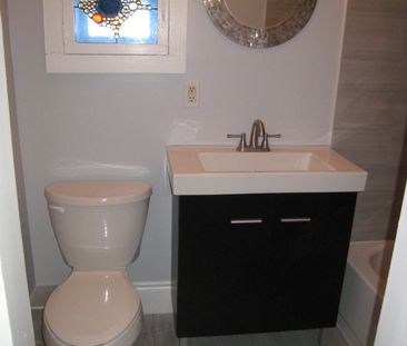 For Lease - 303 Pall Mall Street, London East, Ontario - Photo 6