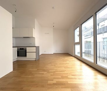 Wohnen und entspannen: 2 Zimmer mit idyllischer Terrasse mit hervor... - Foto 1