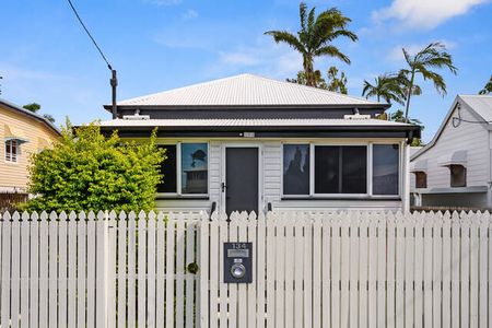 134 Boundary Street, Railway Estate QLD 4810 - House For Rent | Domain - Photo 4