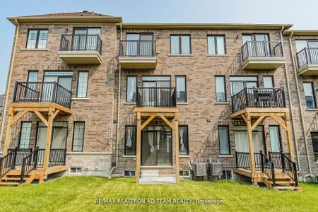 For Lease - 13 Hallmark Way, Whitby, Ontario - Photo 3