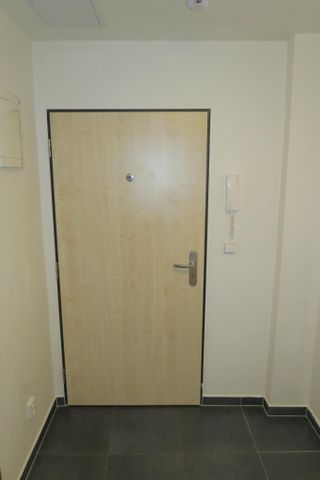 Pronájem bytu 1+kk 32 m2 - Fotografie 4