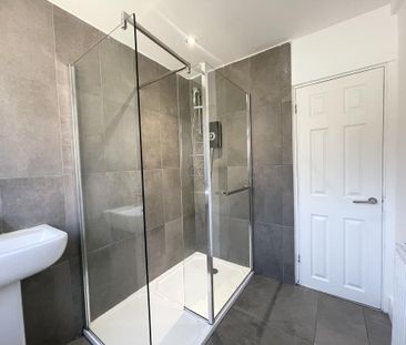 2 bedroom maisonette to rent - Photo 6