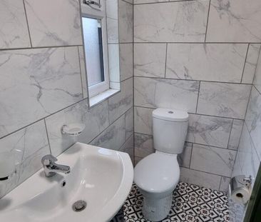 6 bedroom terraced house to rent - Photo 6