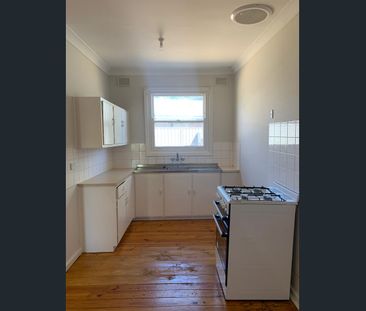 Cute little home - Photo 6