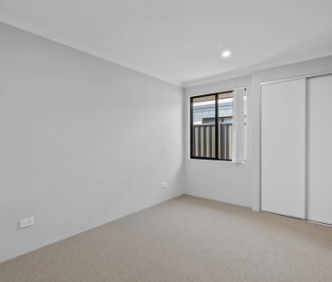 Brand New 5 Bedroom House in Prime Dudley Park Location - Photo 1