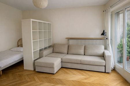 Location Appartement 1 pièce 38m² PARIS 7ème - Photo 2