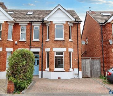 Courthill Road, Poole - Photo 3