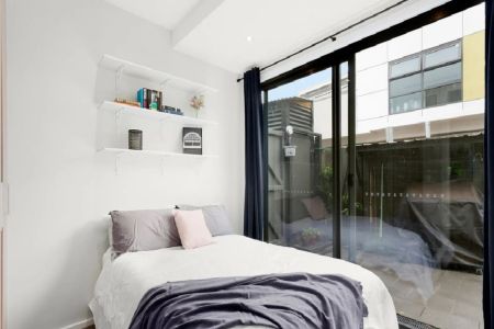 Unit 14/2 Gibson Street, Caulfield East. - Photo 2