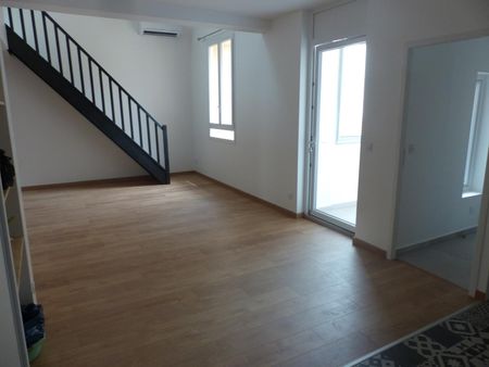 Location Appartement 4 pièces 83m² PERPIGNAN 66000 - Photo 3