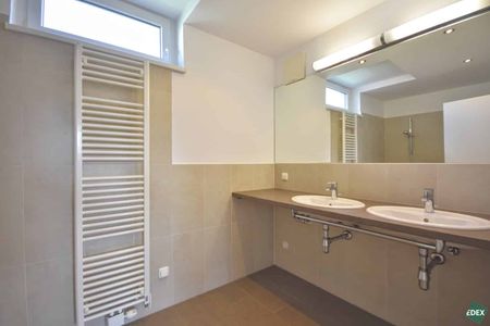 Helle 5-Zimmer-Wohnung mit Westbalkon, Klimaanlage und Tiefgarage - Photo 5