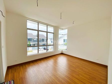 ‼️FOR RENT‼️CORNER LOT 2 Storey Taman Bunga Raya, Bukit Beruntung, Rawang - Foto 4