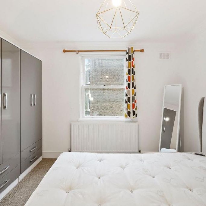 2 bedroom flat to rent - Photo 1