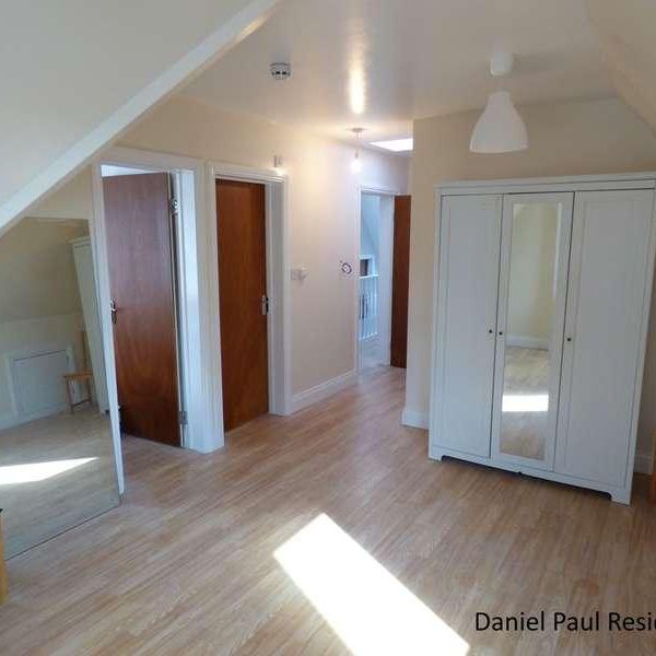 Hamilton Road, W5 - Photo 1