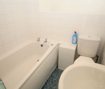 1 bed apartment to rent in Seabourne Road, Bexhill-on-Sea - Photo 1