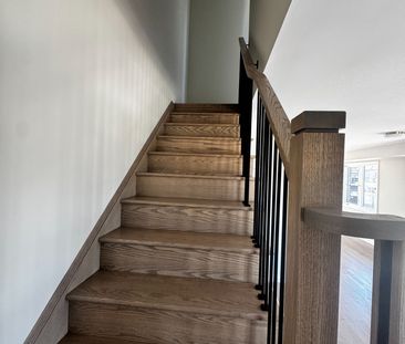 For Lease - 1184 Anson Gate, Oakville, Ontario - Photo 2