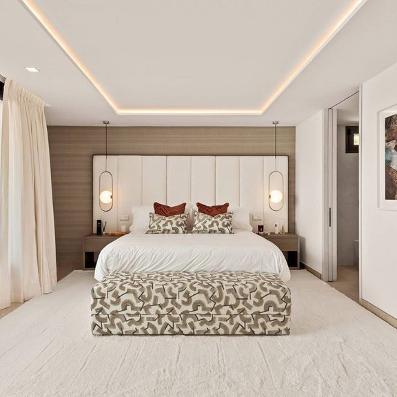 Luxury Villa for rent in Benahavís, Spain - Photo 1