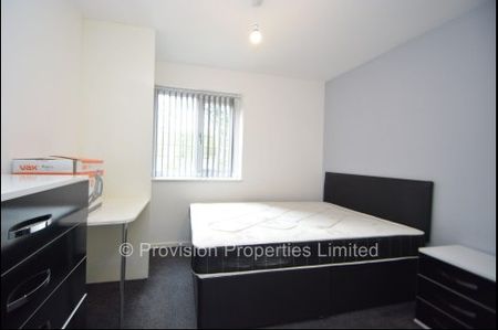 1 Bedroom Flat near Leeds City Centre - Photo 3