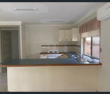 RENTAL DISCLAIMER: Rent will increase from $550 PW to $635 PW after... - Photo 5