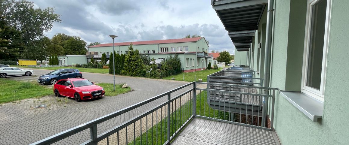 Gemütliche 1-Raum-Wohnung mit Einbauküche und Balkon - Photo 1