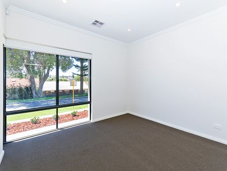 5 Dover Road, Scarborough, WA 6019 - Photo 3