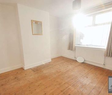 Milton, BS22 - Photo 2