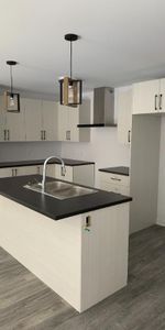 MAGNIFIQUES 51/2 - LIBRE IMMÉDIATEMENT, JUIN ET JUILLET 2026 - Photo 3