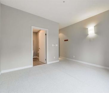 Executive 2 Bed Condo | Oliver | Underground Parking - Photo 5
