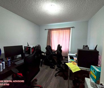 UPPER 11235 52 Street Northwest - Photo 3